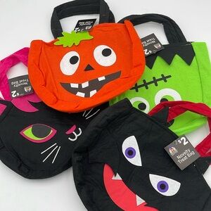 Halloween Treat Bags 4 in all